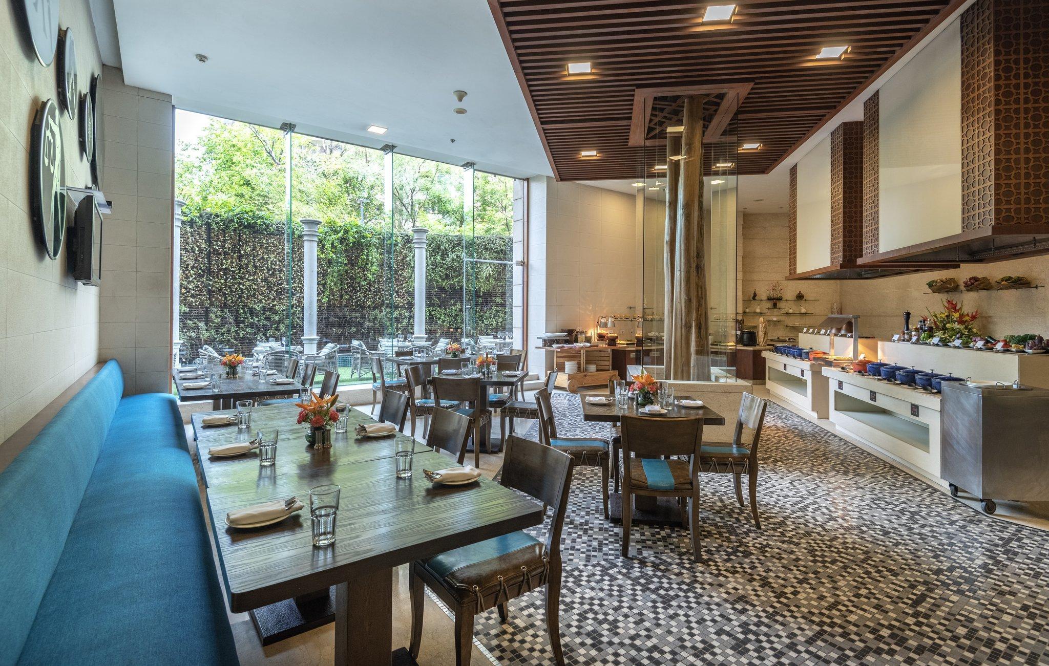 Radisson Gurugram Sohna Road City Center Gurgaon Ngoại thất bức ảnh