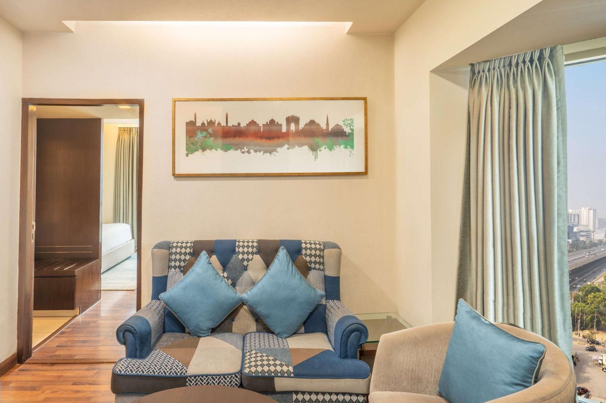 Radisson Gurugram Sohna Road City Center Gurgaon Ngoại thất bức ảnh