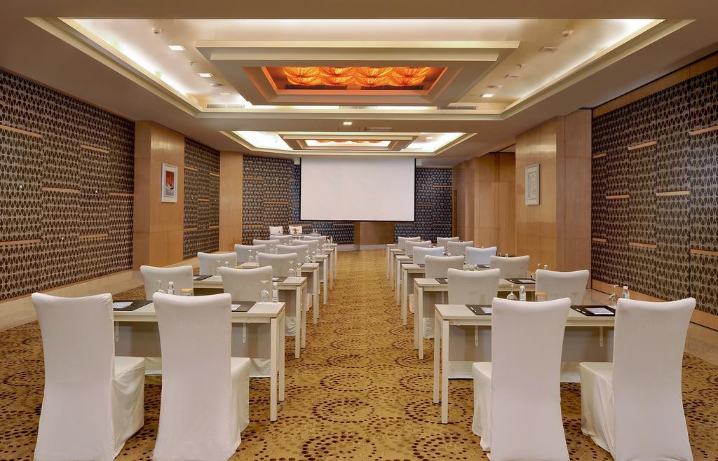 Radisson Gurugram Sohna Road City Center Gurgaon Ngoại thất bức ảnh