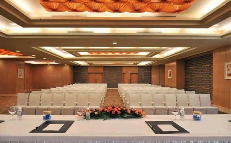 Radisson Gurugram Sohna Road City Center Gurgaon Ngoại thất bức ảnh